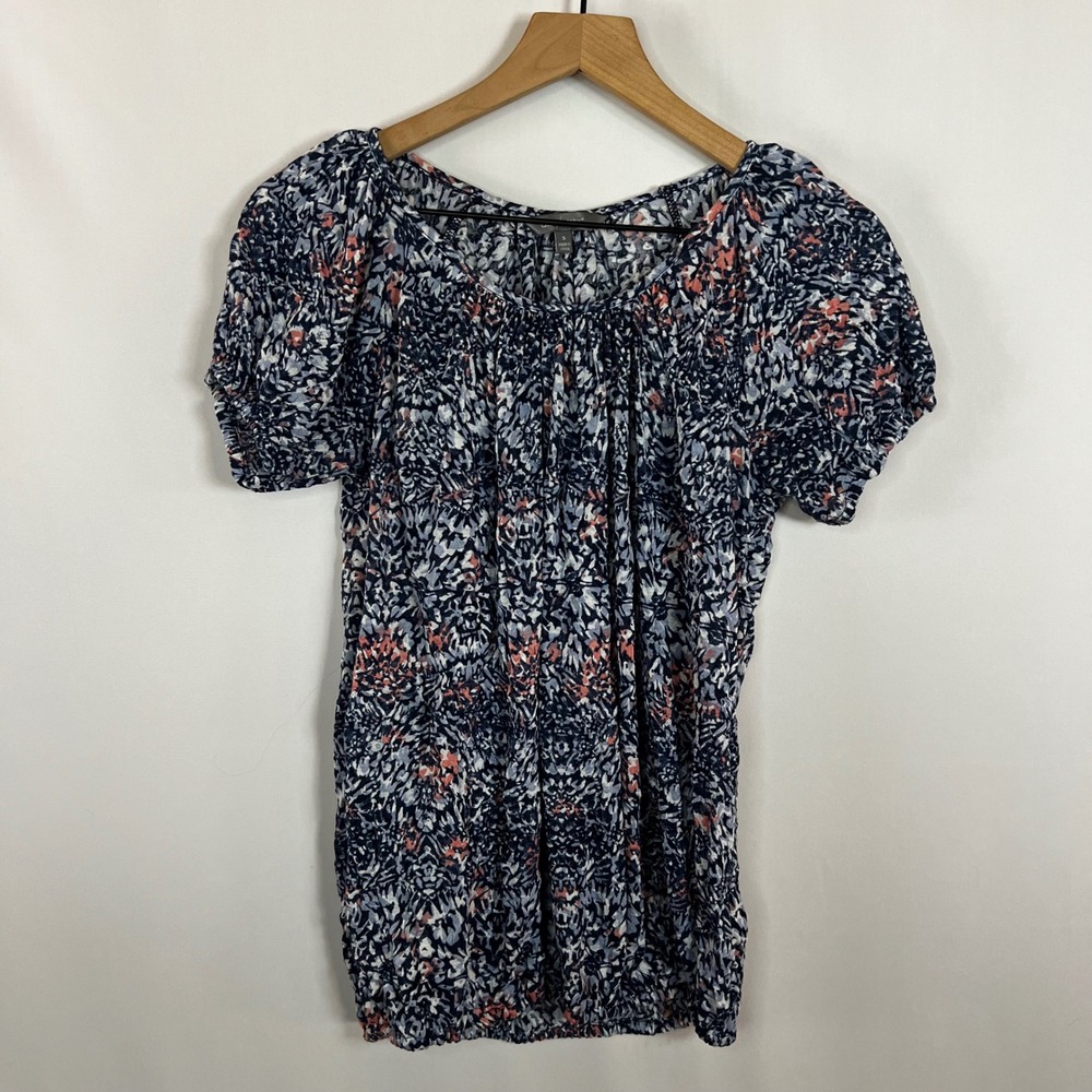 Daisy Fuentes Shirt Women Small Abstract Pattern Short Sleeve Smocked Blouse